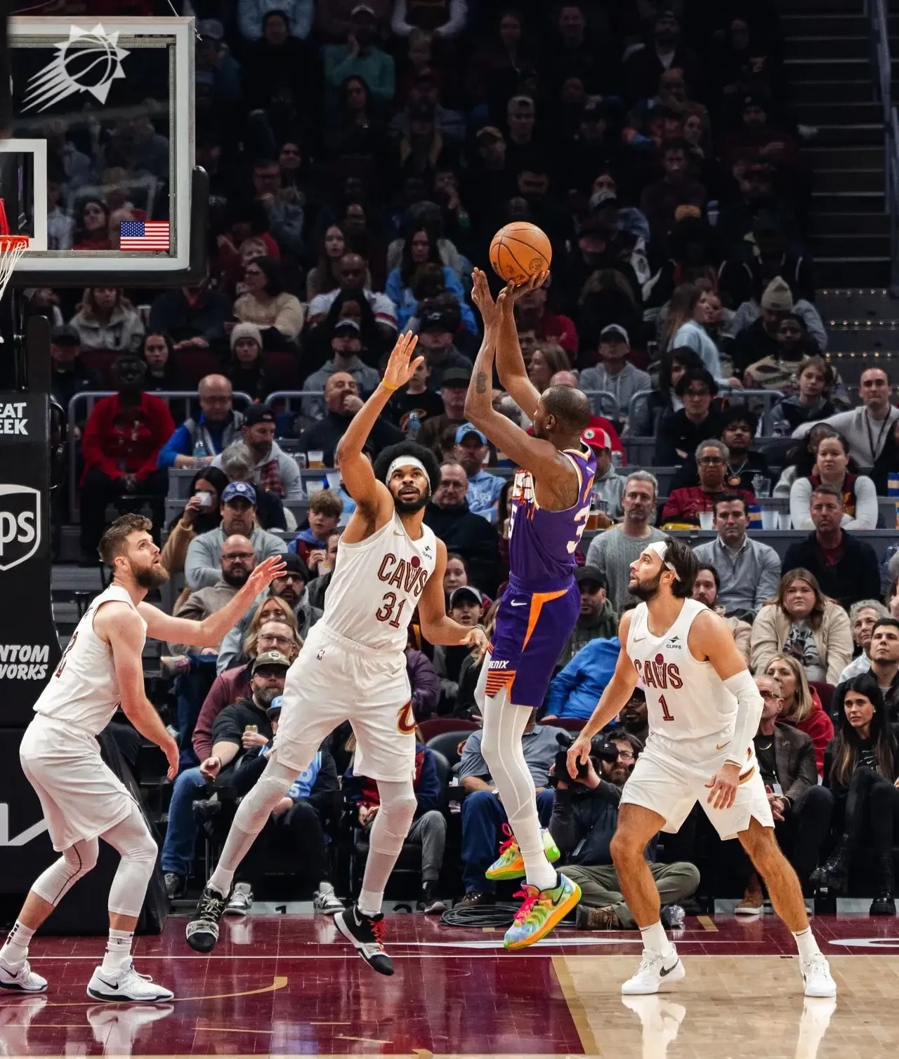 开云中国-关于清晨突围战来临,菲尼克斯太阳围绕欧超杯伤情更新,信心回归,团队化学反应显著的信息-开云中国